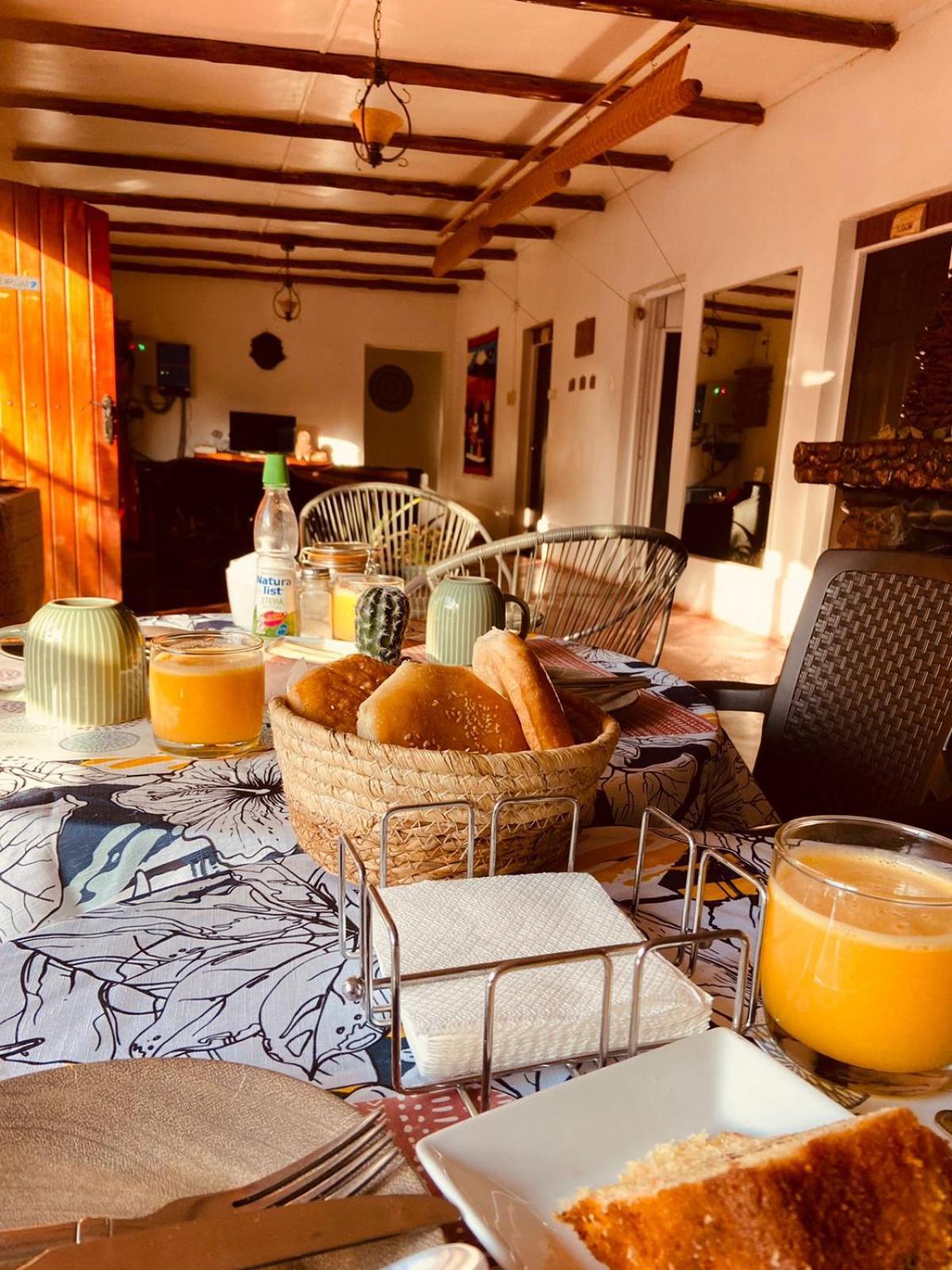 Caminandes Hostal 圣佩德罗·德·阿塔卡马 外观 照片